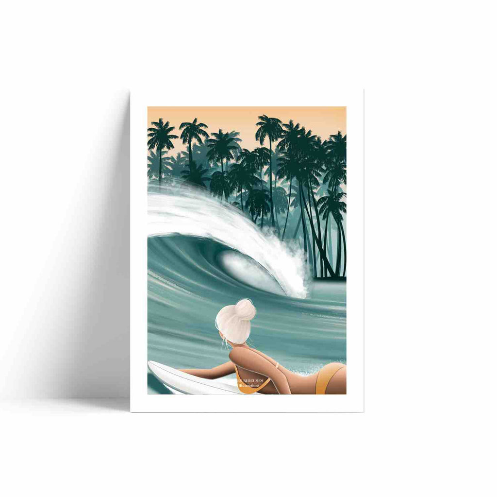 Illustration d'une surfeuse qui regarde une vague dans l'eau.