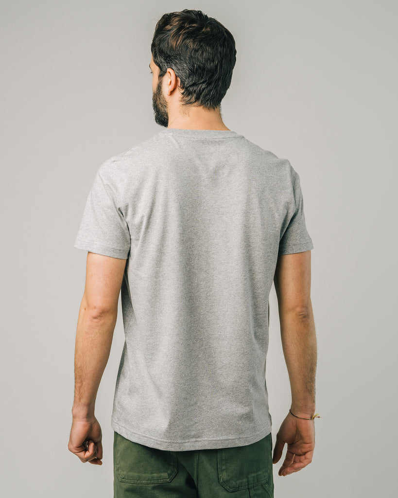 T Shirt Wagon Chiné clair en Coton biologique de la marque Brava Fabrics, porté vue de dos.
